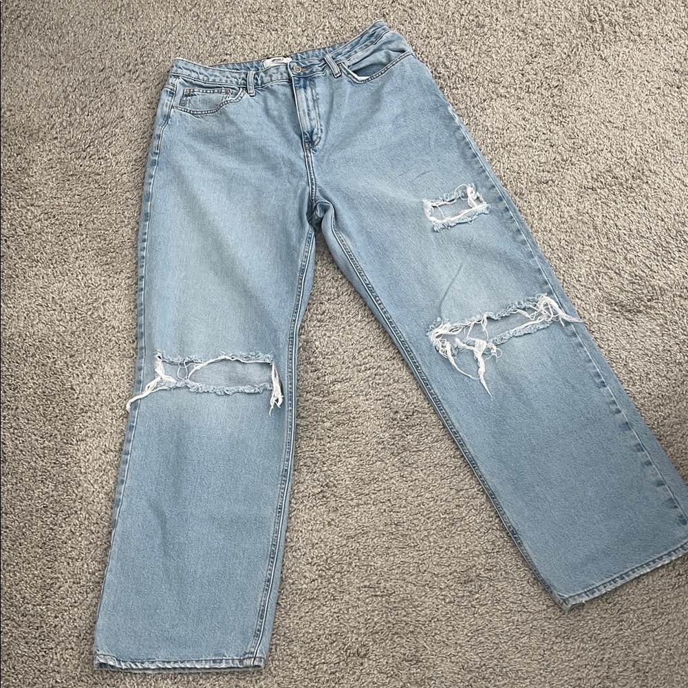 Forever 21 Light Blue Distressed Boyfriend Jeans